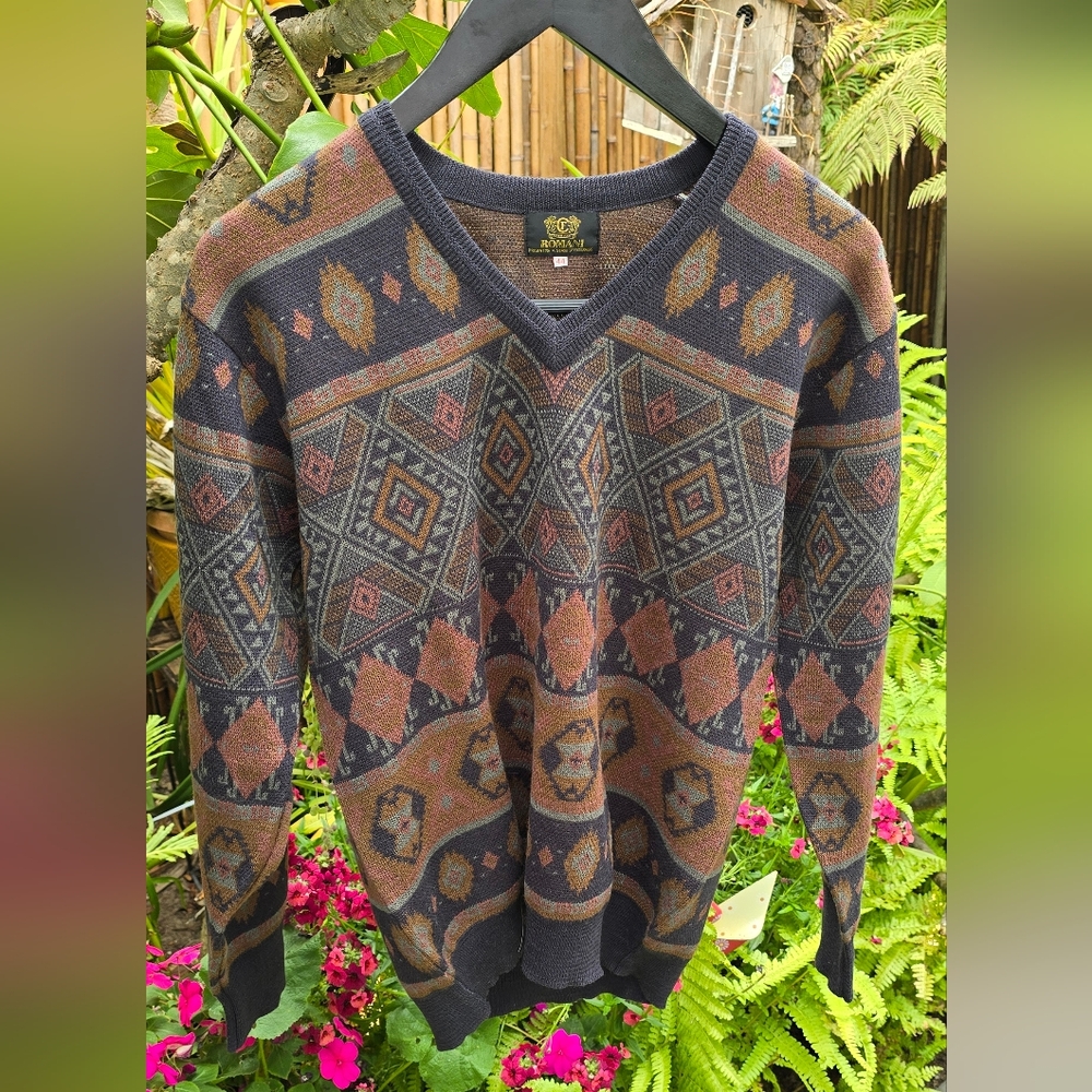 VTG 1980's Men's Sweater Size 44